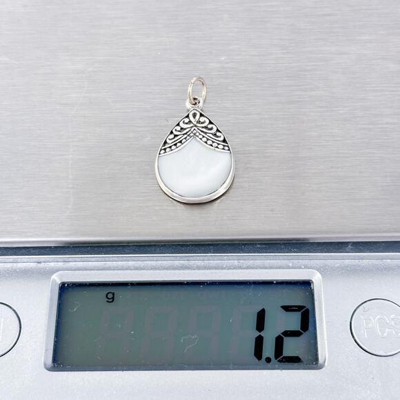 Vintage ATI Sterling Silver 925 Mother of Pearl Teardrop Pendant - Picture 5 of 6